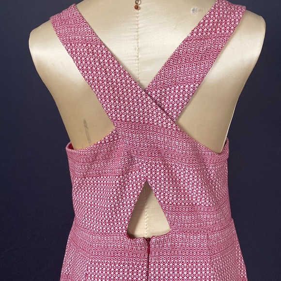 Banana Republic Cris-Cross Back Dress - Picture 7 of 10